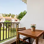 En *